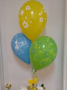 Bouquet de 3 ballons imprimés, gonflés à l'hélium