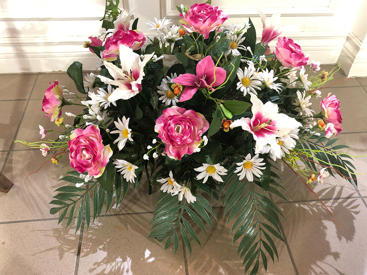 Arrangement pour pierre tombale - Boutique cadeau Uni-fleur de  Sainte-Justine